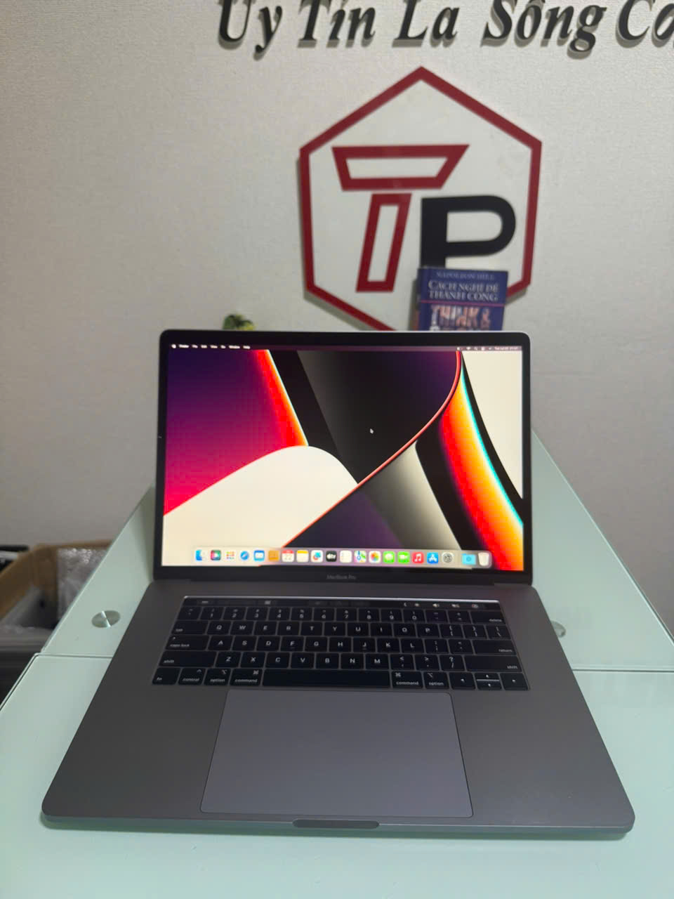 Macbook Pro 2019 Silver / Core i7 / RAM 16GB / SSD 512GB